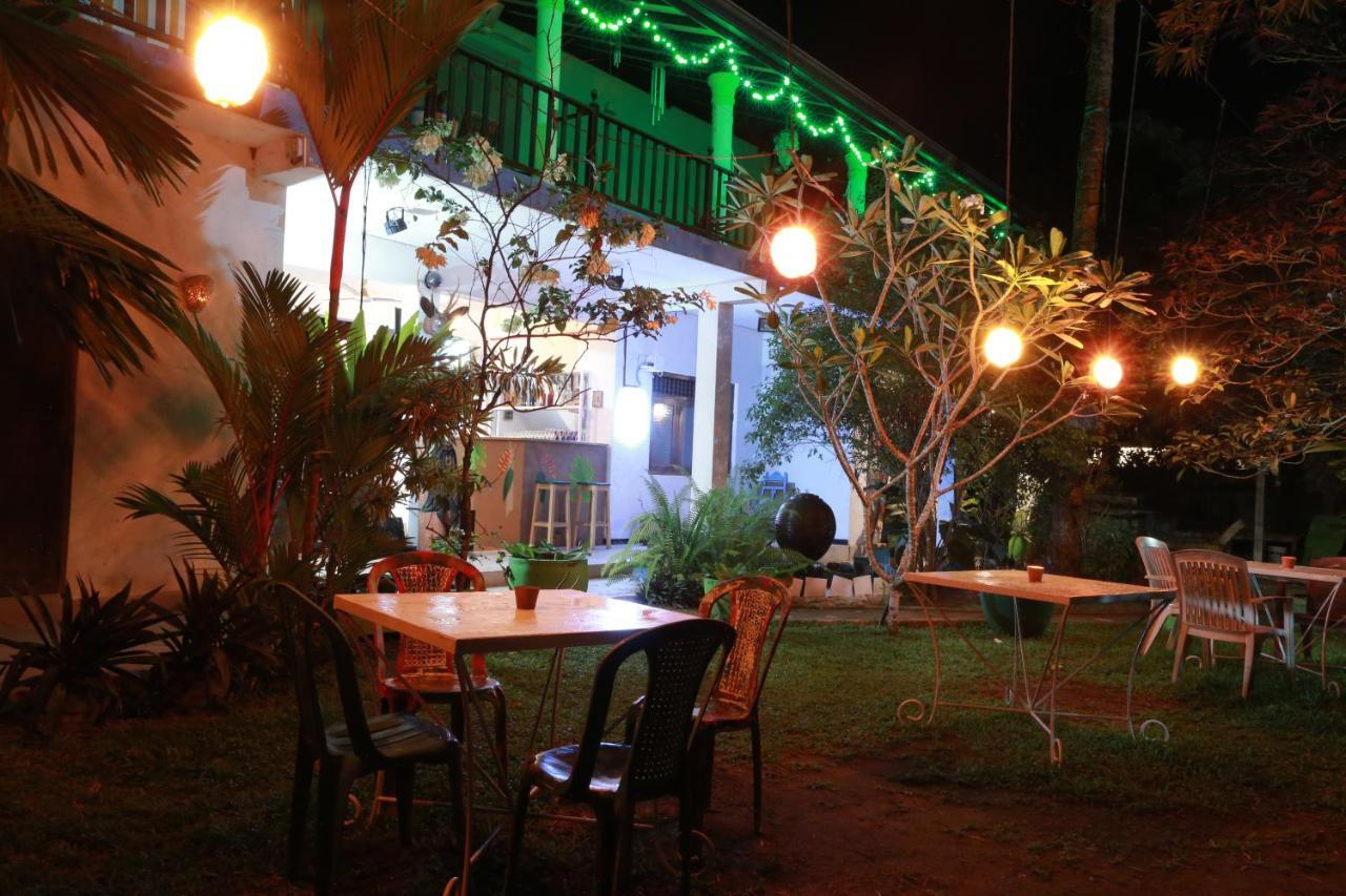 Pearl Villa Rooms And Hostel Unawatuna Dış mekan fotoğraf